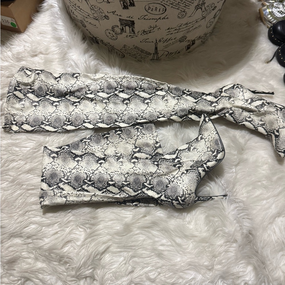 Steve Madden Dominique snake over the knee boots size 8.5